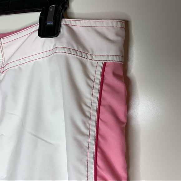 Junior’s Lilu Bermuda Board Shorts - Picture 2 of 11
